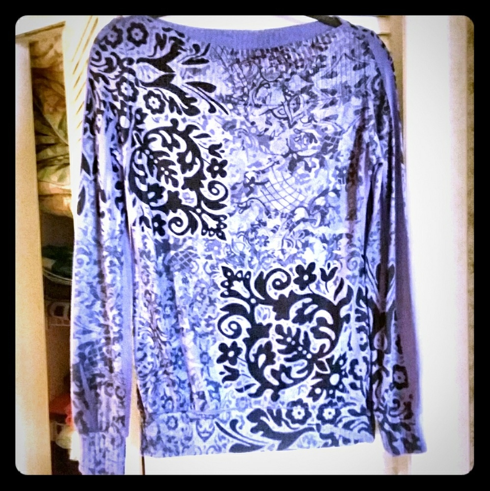 NWT TEMTPATION Cotton Blend Top. M